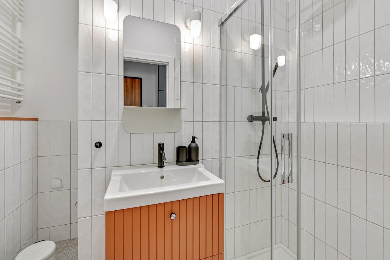 Garden Gate Apartments Old Town Parking غدانسك المظهر الخارجي الصورة